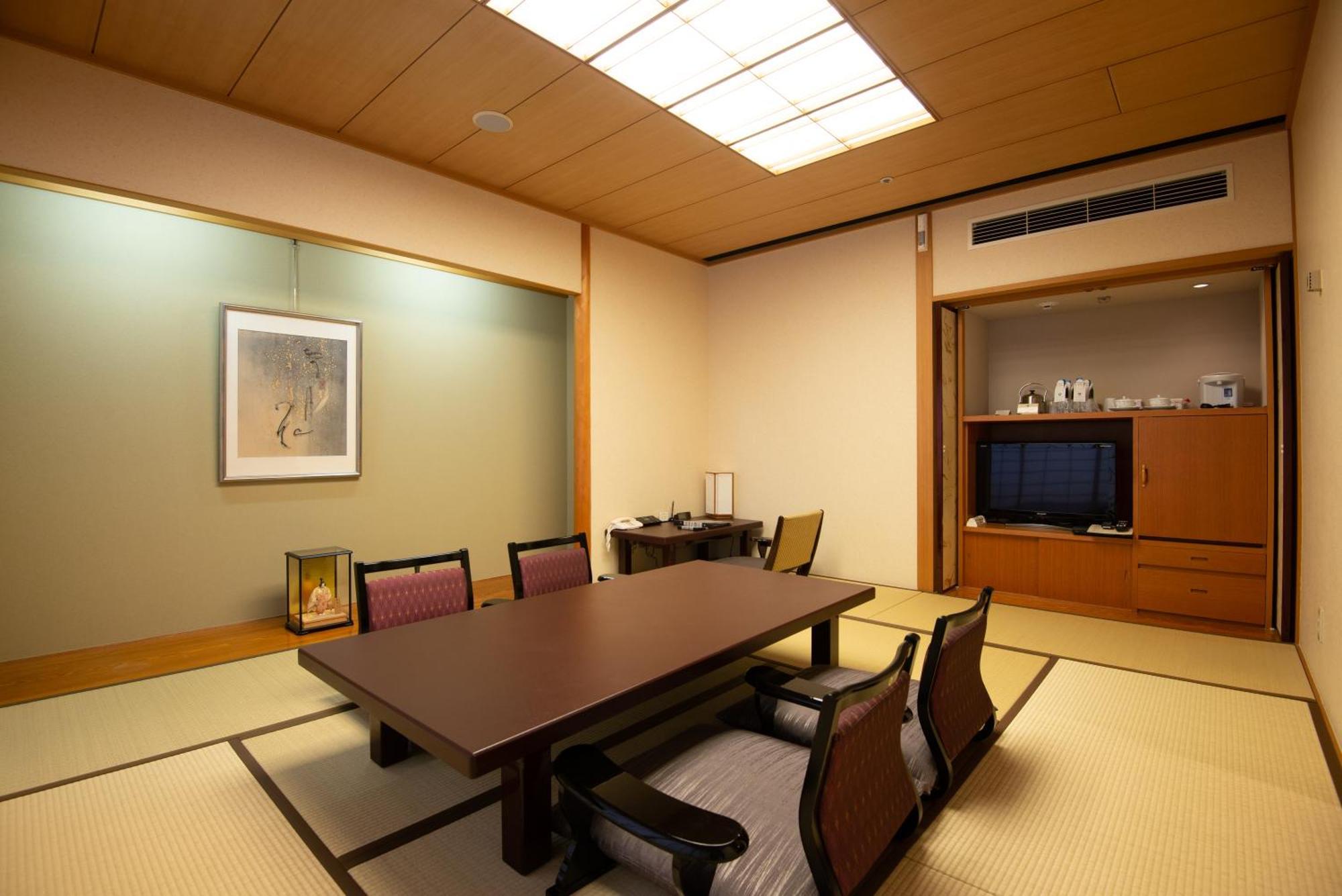 Okura 5* Fukuoka (Fukuoka)